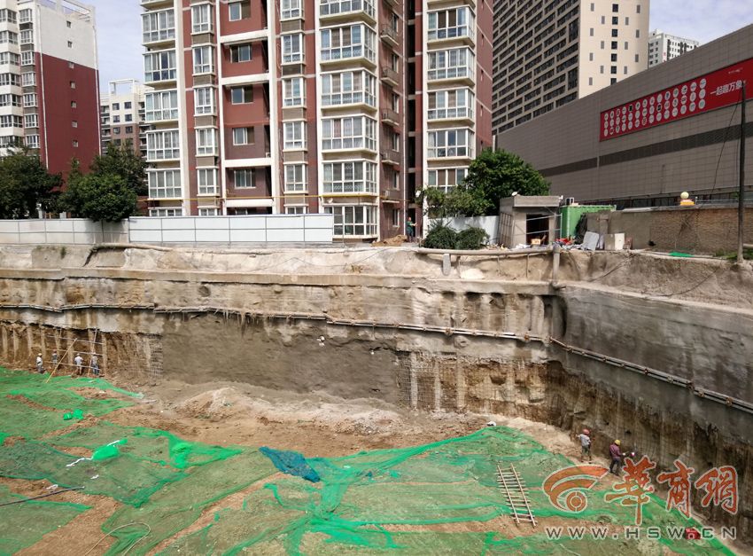 刺客信条英灵殿怎么召唤乌鸦